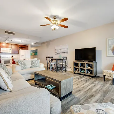 Gorgeous 2 Bd Plus Bunks Laketown Wharf 1531 Condo! Spectacular Amenities!